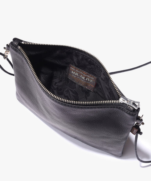 MR.OLIVE E.O.I / WATER PROOF WASHABLE LEATHER / ZIPPER SMALL SACOCHE ミスターオリーブ イーオーアイ/ウォータープルーフウォッシャブルレザー / ジッパー付きスモールサコッシュ